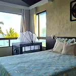 Casa A Beira Mar, Pe Na Areia, Tipo Bangalo, Piscina Privativa, Muro Alto, Porto De Galinhas Pe