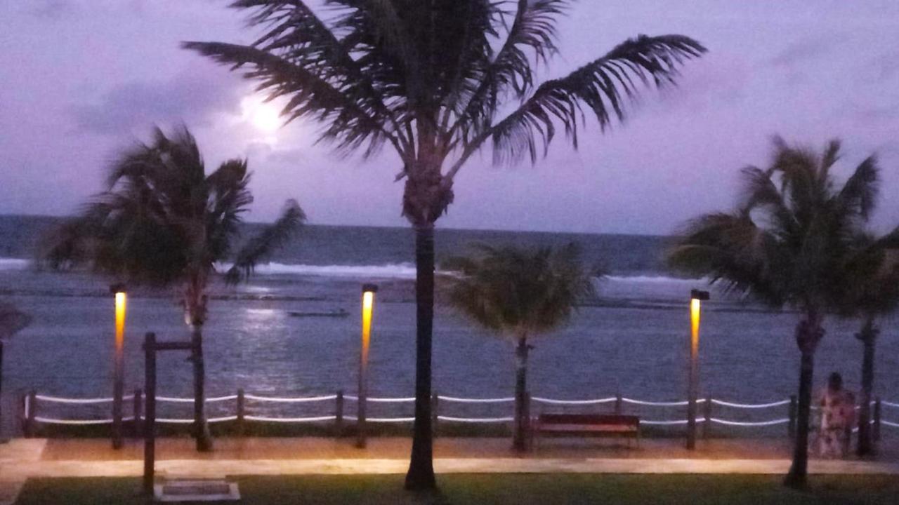 Casa A Beira Mar, Pe Na Areia, Tipo Bangalo, Piscina Privativa, Muro Alto, Pe Casa de férias *